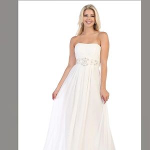 NWT May Queen MQ635 Strapless Gown - Ivory